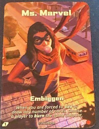 UNO Ultimate: Ms. Marvel – Embiggen Super Rare Foil Chase Card