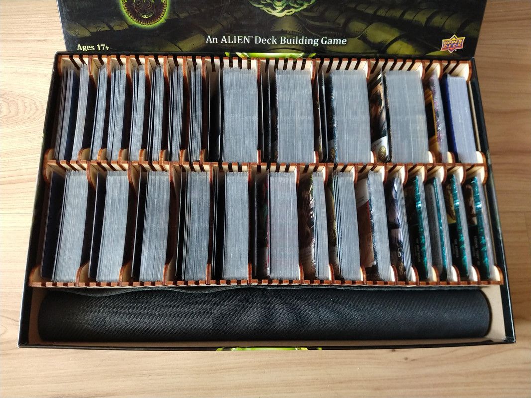 Legendary Encounters: An Alien Deck Building Game – reDrewno Insert