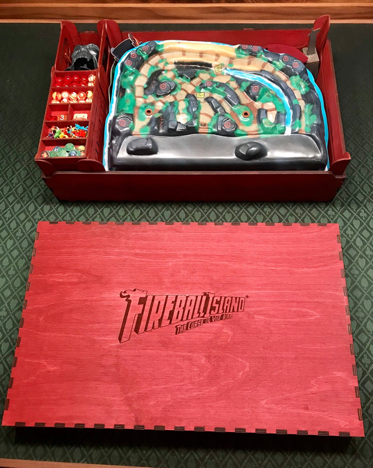 Fireball Island: The Curse of Vul-Kar – Broken Token Game Crate