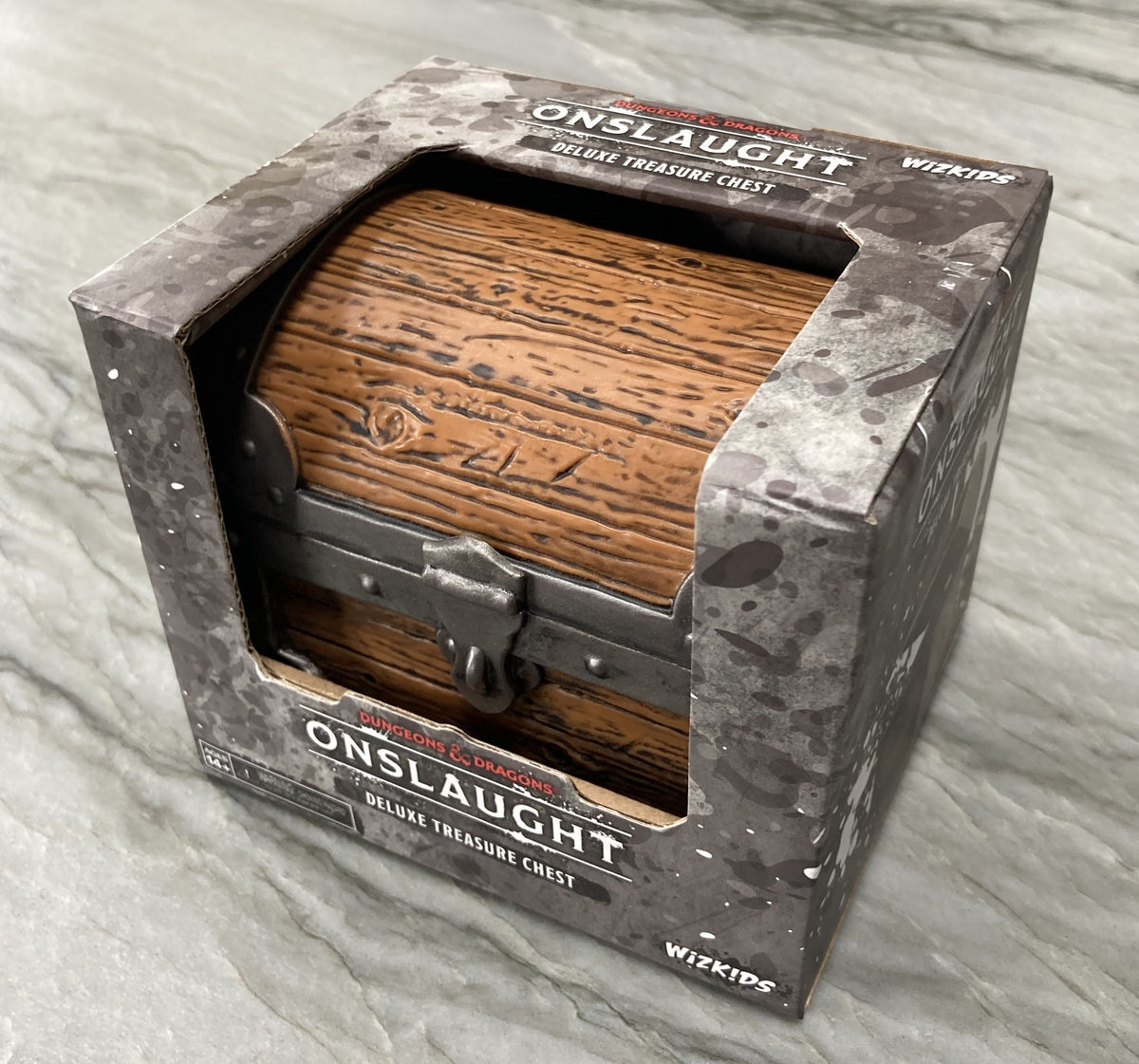 Dungeons & Dragons: Onslaught – Deluxe Treasure Chest